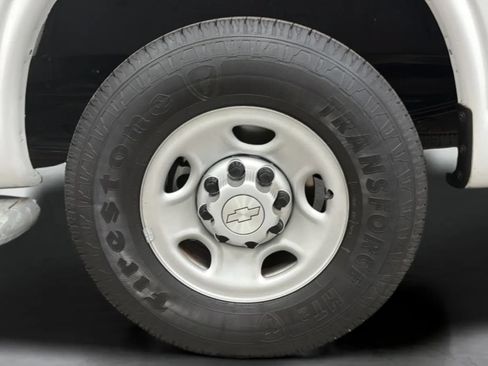 Used 2019 Chevrolet Express 2500 w/ Driver Convenience Package RWD image 24