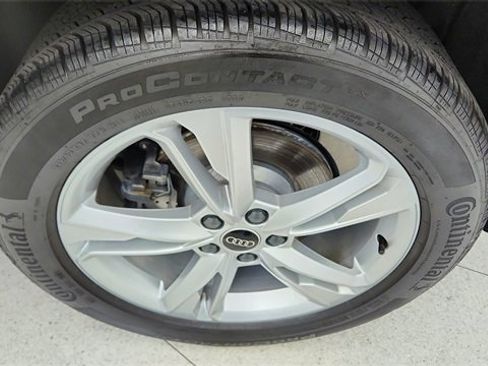 Used 2024 Audi Q3 2.0T Premium Plus image 58