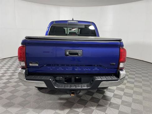 Certified 2023 Toyota Tacoma SR5 AWD/4WD image 6