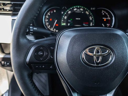 Certified 2023 Toyota RAV4 XLE image 35