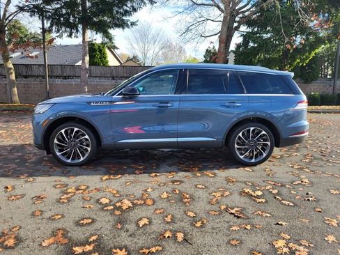 New 2025 Lincoln Aviator Reserve w/ Equipment Group 201A image 2