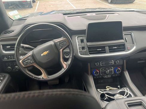 Used 2022 Chevrolet Suburban High Country w/ Premium Package 2 image 5