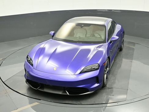 New 2026 Porsche Taycan GTS AWD/4WD image 33