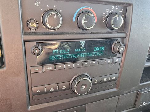 Used 2023 GMC Savana 2500 w/ Driver Convenience Package image 19