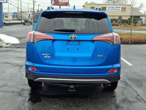 Used 2018 Toyota RAV4 XLE w/ Plus Extra Value Package image 6