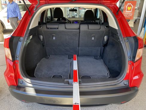 Used 2017 Honda HR-V EX image 18