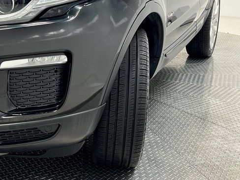 Used 2017 Land Rover Range Rover Evoque SE Premium AWD/4WD image 37