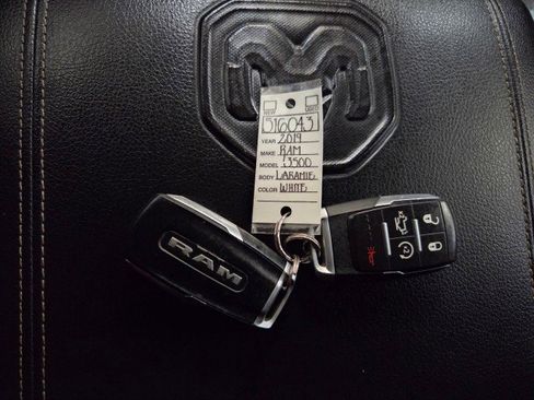 Used 2019 RAM 3500 Laramie image 46