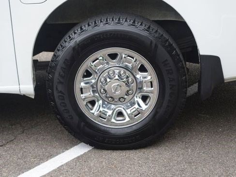 Used 2020 Nissan NV 3500 SL w/ Navigation Package RWD image 23