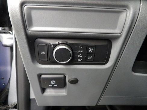 Used 2022 Ford F150 XL w/ Equipment Group 101A High AWD/4WD image 43