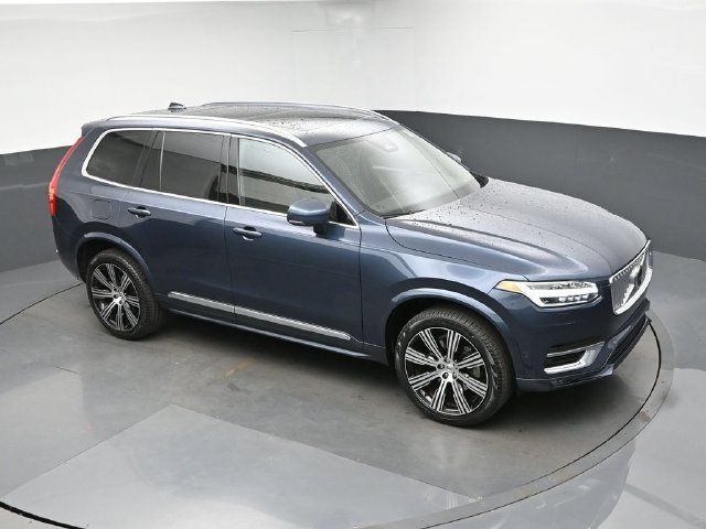 Used 2024 Volvo XC90 B5 Plus w/ Protection Package AWD/4WD image 43