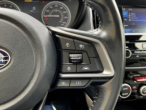 Used 2019 Subaru Forester Premium AWD/4WD image 12