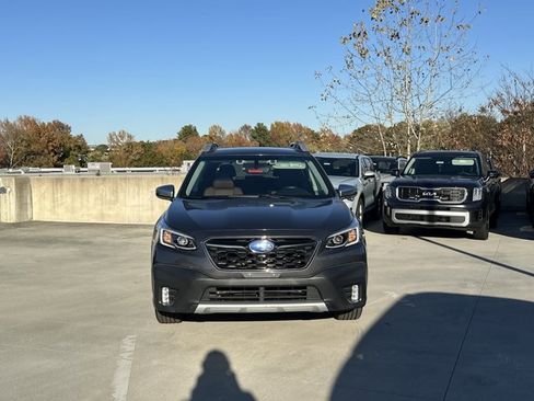 Used 2020 Subaru Outback Touring XT image 3