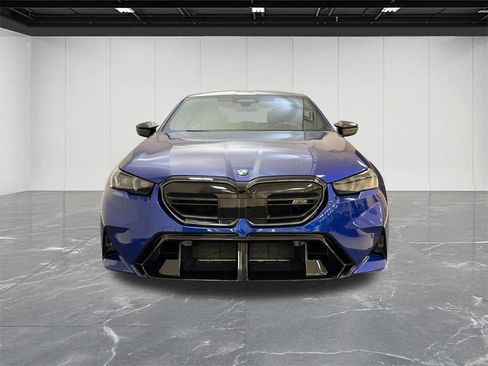 Used 2025 BMW M5 w/ Carbon Package image 13