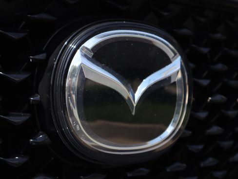 Certified 2024 MAZDA CX-30 AWD 2.5 S w/ Preferred Package image 32