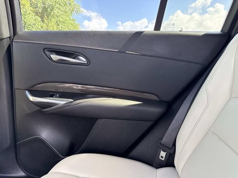 Used 2020 Cadillac XT4 Sport w/ Driver Awareness Package FWD image 15