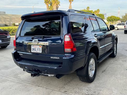 Used 2006 Toyota 4Runner SR5 RWD image 10