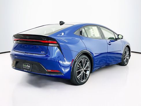 Used 2023 Toyota Prius XLE AWD/4WD image 9