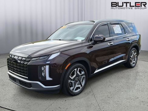 Used 2024 Hyundai Palisade SEL w/ Premium Package FWD image 1
