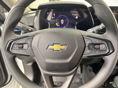 New 2026 Chevrolet Trax LT FWD image 14