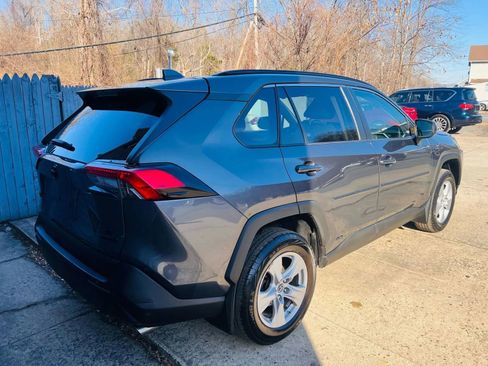 Used 2020 Toyota RAV4 LE w/ All Weather Liner Package image 5