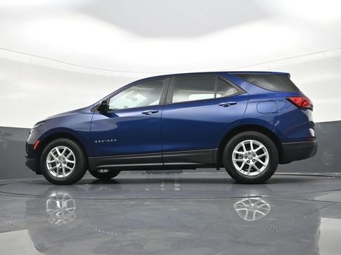 Used 2023 Chevrolet Equinox LS FWD image 24