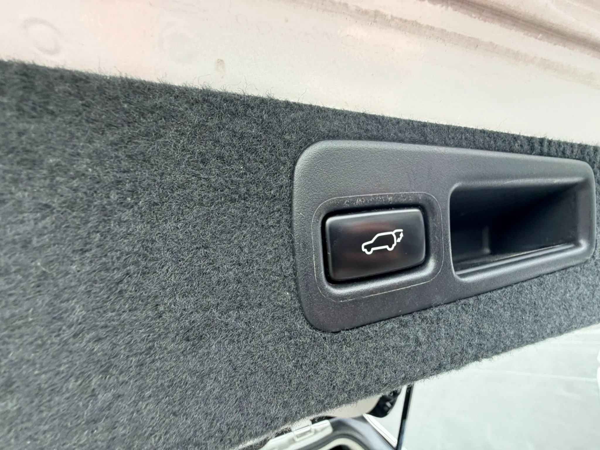 Used 2015 Lexus RX 450h AWD image 28