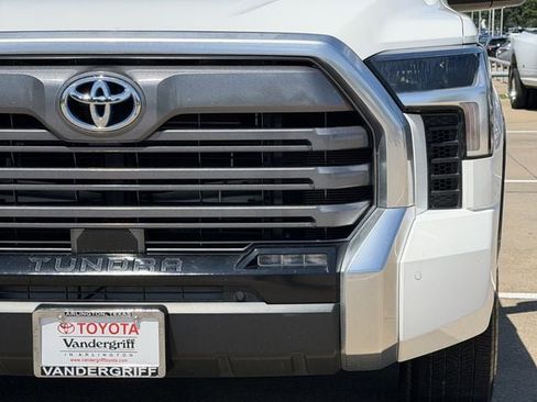 Used 2023 Toyota Tundra Limited w/ Power Package RWD image 8