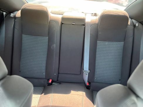 Used 2019 Dodge Charger Scat Pack RWD image 21