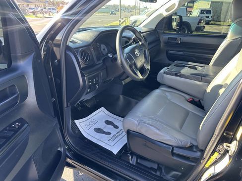 Used 2016 Toyota Tundra SR w/ Tow Package image 13