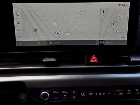 New 2026 Kia Carnival SX w/ SX Dark Edition Package FWD image 13