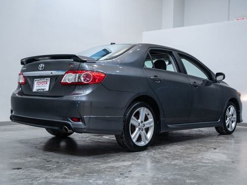 Used 2013 Toyota Corolla S w/ Premium Pkg image 9