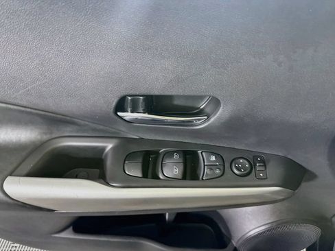 Certified 2020 Nissan Kicks SR w/ SR Premium Package FWD image 21