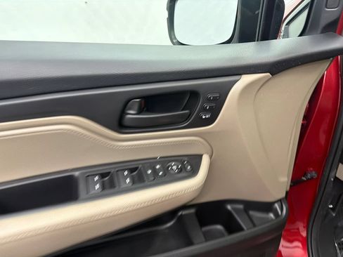 Used 2021 Honda Odyssey EX-L image 12