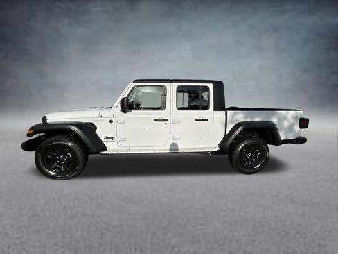 Used 2026 Jeep Gladiator Sport AWD/4WD image 8