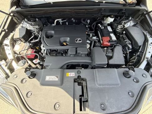 Used 2025 Lexus NX 250 FWD w/ Towing Package (2000 Lbs) image 27