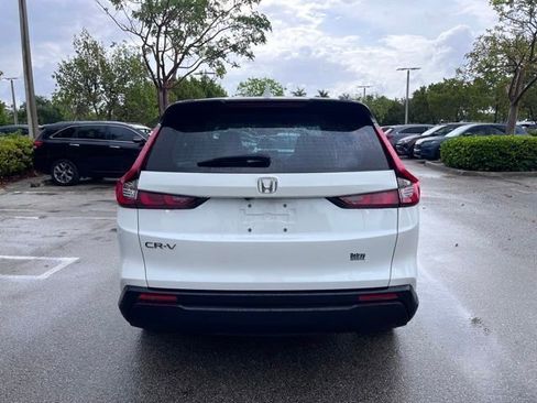 Used 2024 Honda CR-V LX image 5