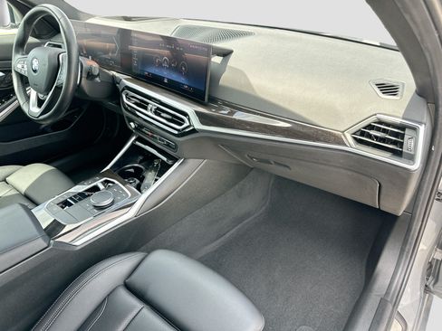 Used 2024 BMW 330i Sedan w/ Premium Package RWD image 30