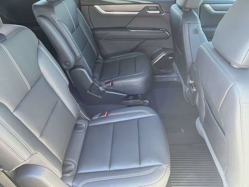 New 2026 GMC Acadia Elevation w/ Elevation Premium Package FWD image 27