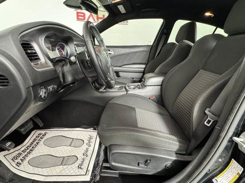 Used 2019 Dodge Charger GT RWD image 16