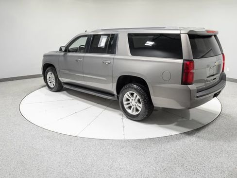 Used 2018 Chevrolet Suburban LS w/ Skid Plate Package AWD/4WD image 31