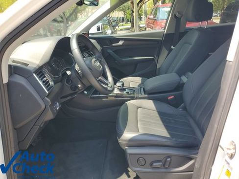 Used 2021 Audi Q5 2.0T Premium w/ Convenience Package AWD/4WD image 17