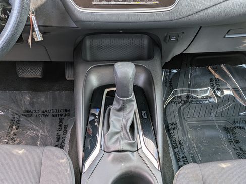 Used 2024 Toyota Corolla LE FWD image 19