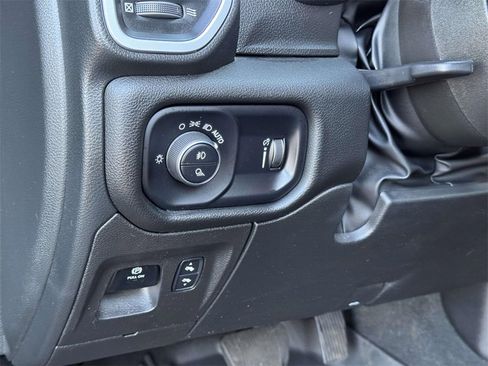 Used 2023 RAM 1500 Big Horn image 10