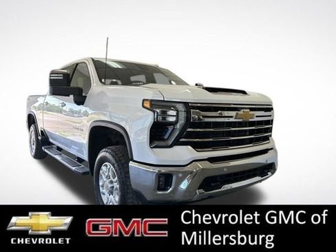 Used 2024 Chevrolet Silverado 3500 LTZ w/ LTZ Plus Package AWD/4WD image 1