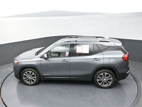 Used 2021 GMC Terrain SLT image 22