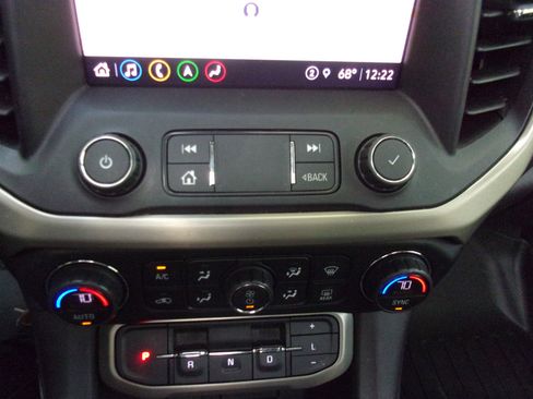 Used 2021 GMC Acadia Denali w/ Denali Ultimate Package image 26