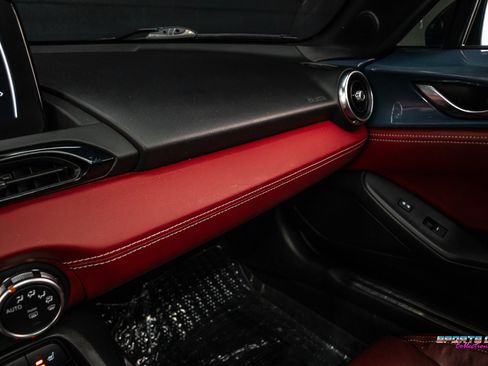 Used 2020 MAZDA MX-5 Miata Grand Touring image 30