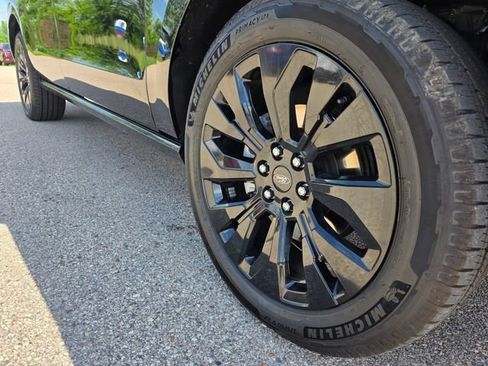 Certified 2025 Ford Expedition Max Platinum w/ Stealth Appearance Package AWD/4WD image 48