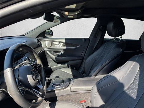Used 2023 Mercedes-Benz E 350 4MATIC Sedan image 11